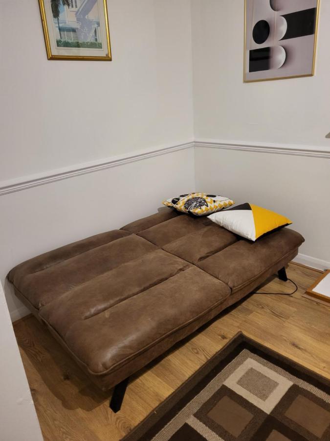 Manor Place Apartment Thamesmead Thamesmead  Extérieur photo